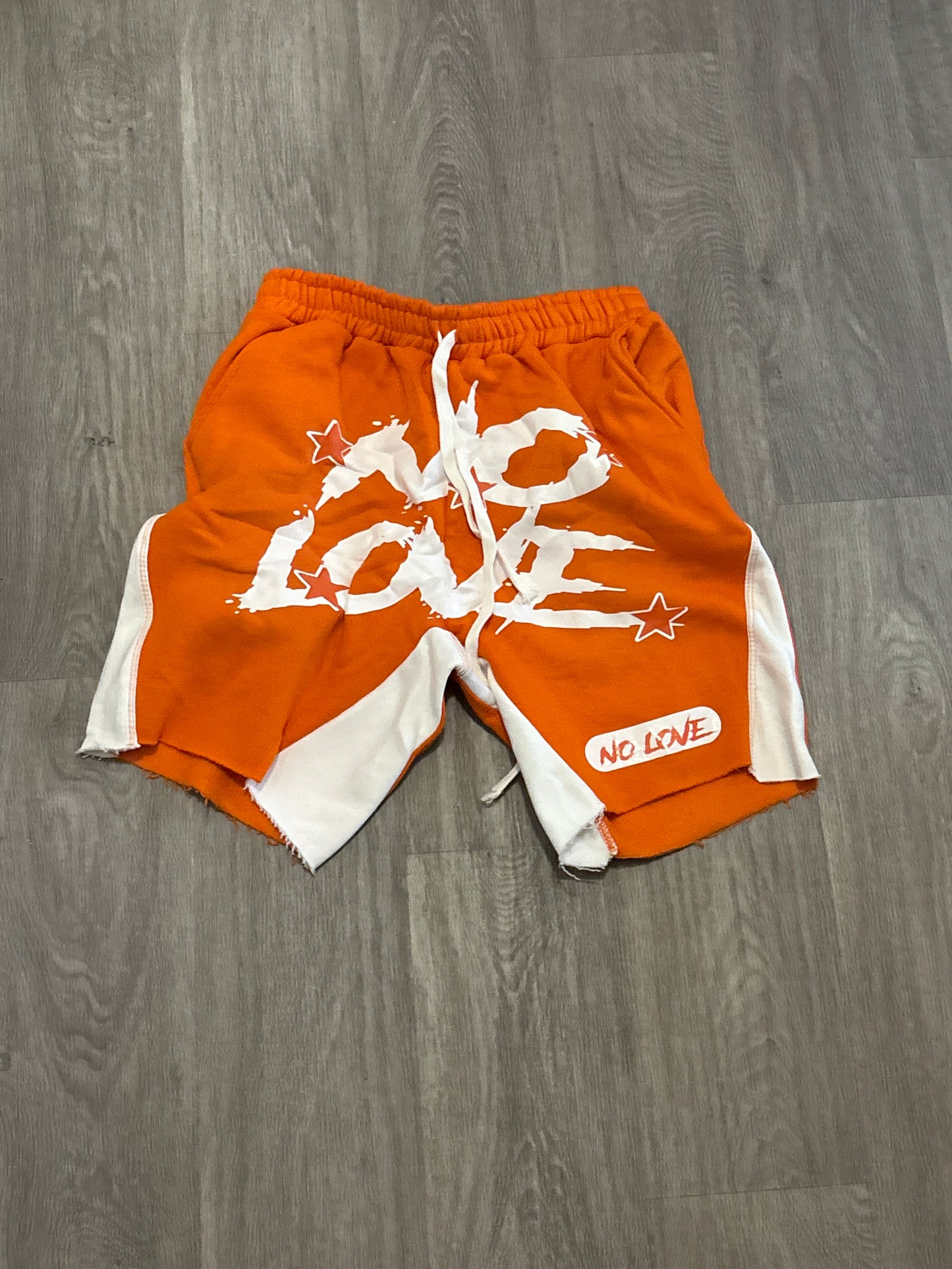 NOLOVE “SIGNATURE” SHORTS