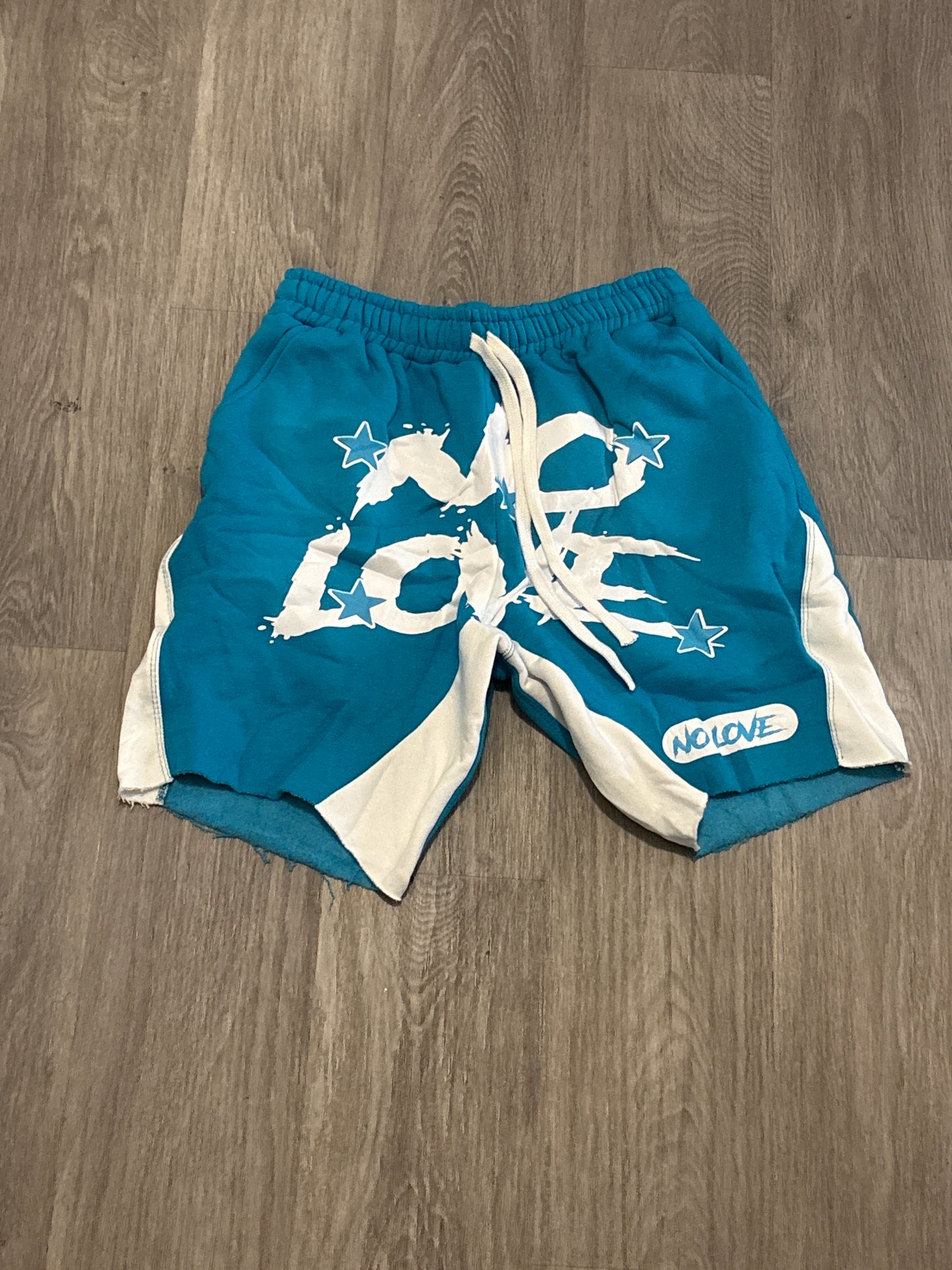 NOLOVE “SIGNATURE” SHORTS